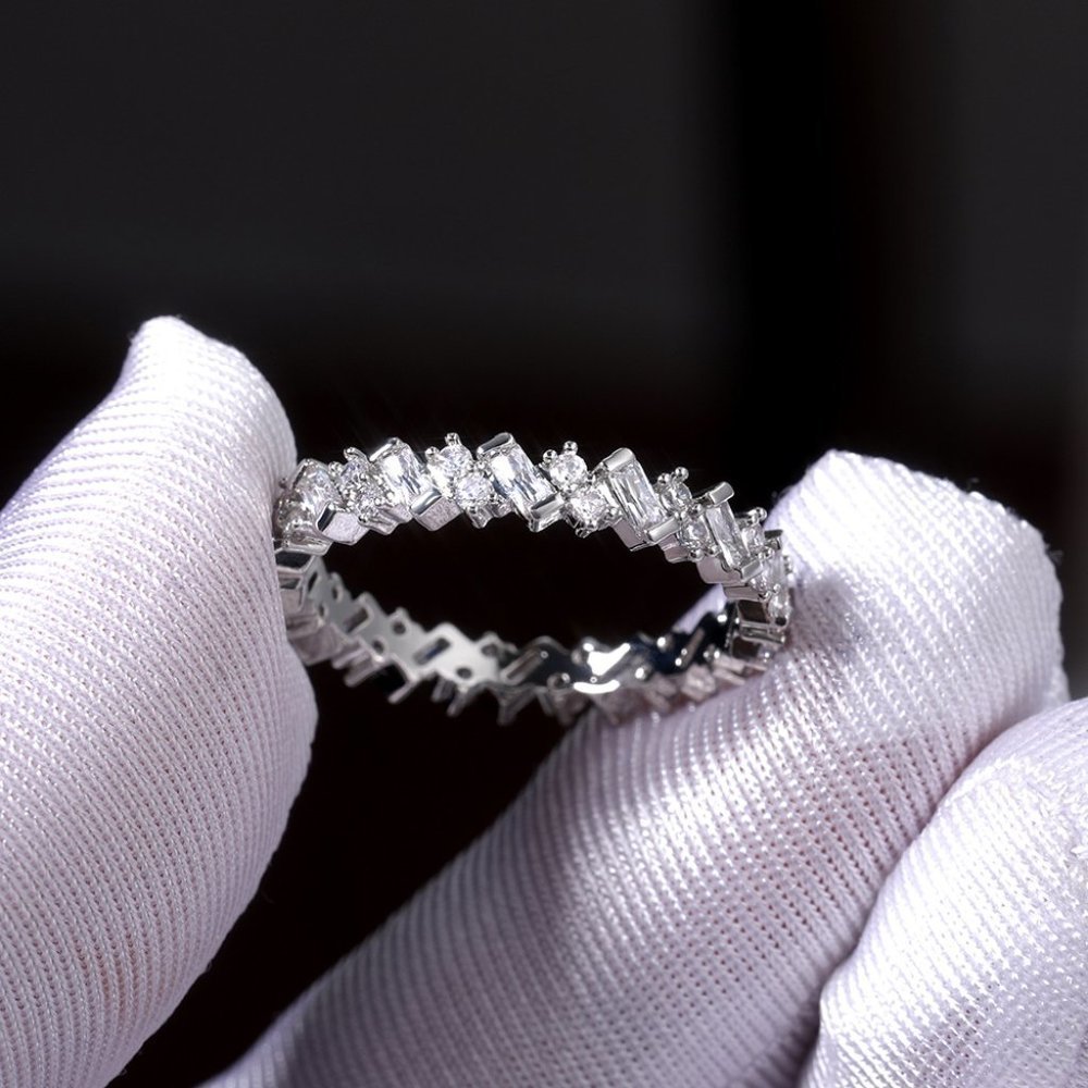 🍁Fashion Dainty Shiny Gems Zircon Silver Eternity Ring for Women, MARR9108